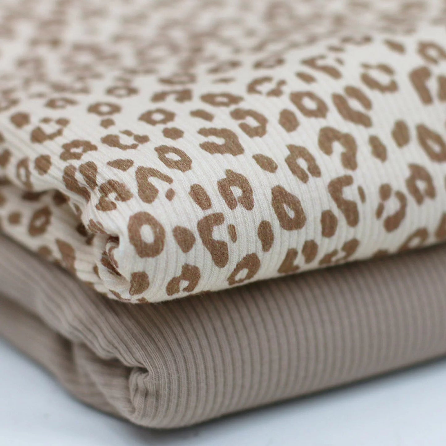 0.5m Ribjersey Leopardenmuster beige